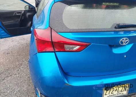 2017 Toyota Corolla Im z USA, uszkodzony, nr VIN JTNKARJEXHJ526674